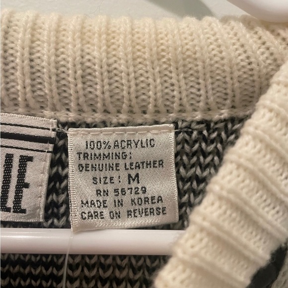 Gabrielle Knitted Crewneck Sweater with leather trim Size M - Picture 4 of 6